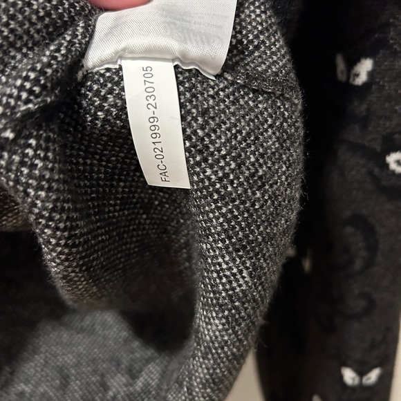 NWT Cakeworthy Disney Haunted Mansion Wallpaper Cardigan Size Medium Sweater - Picture 14 of 15